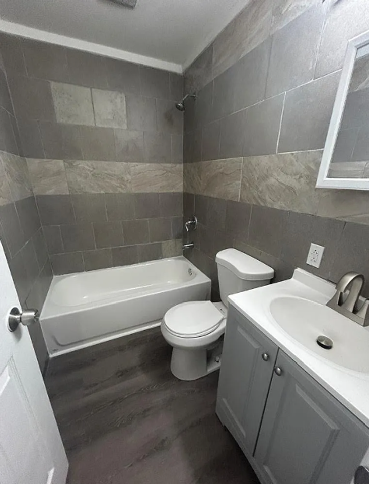 9 Saint Lambert Dr - Photo 7 of 9