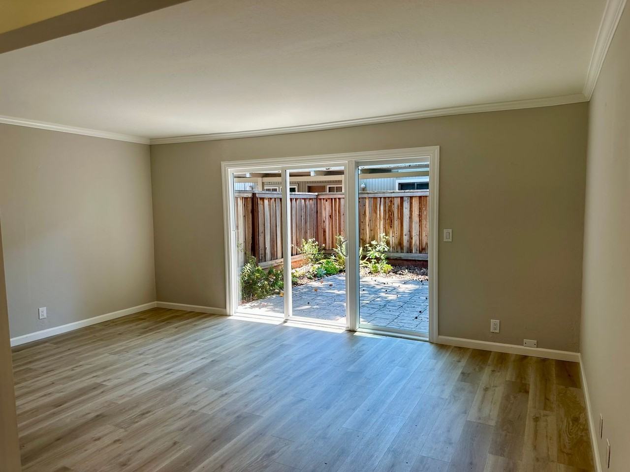 2047 Montecito Ave #2 - Photo 3 of 9