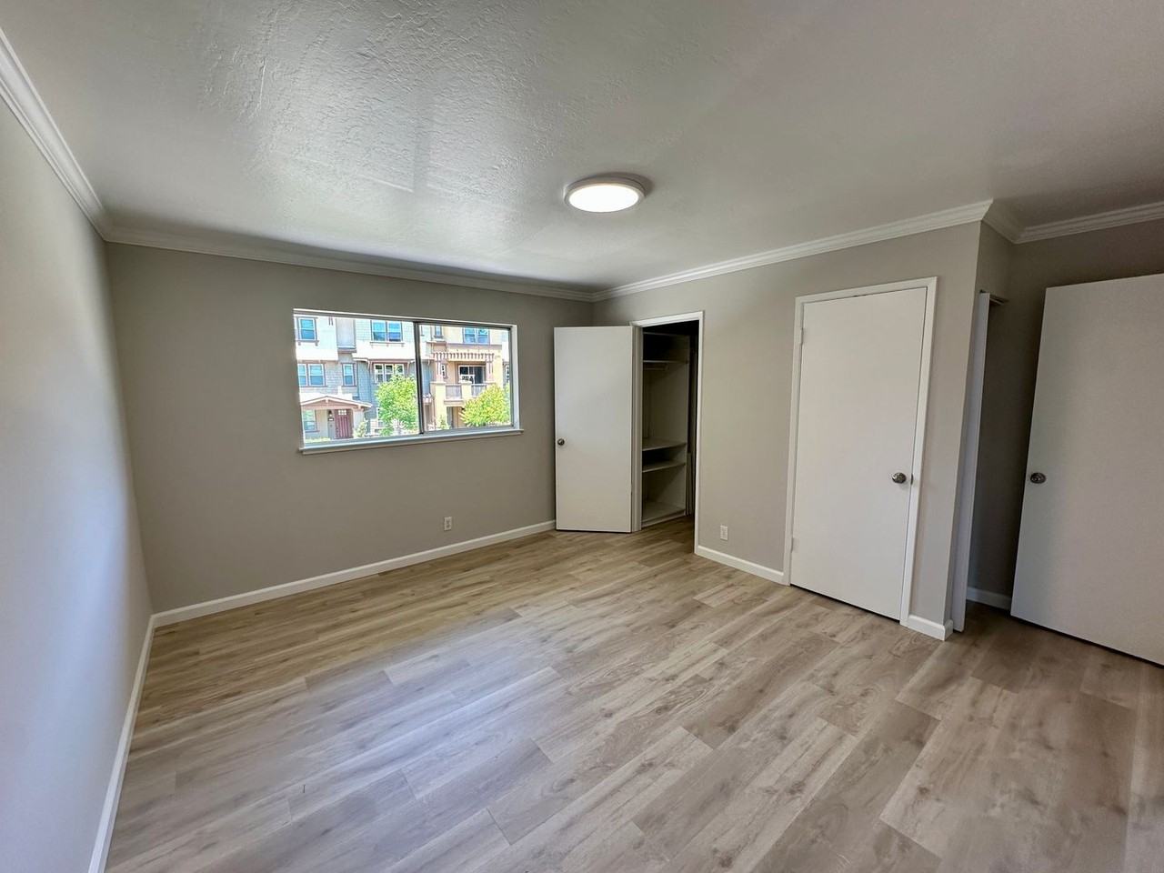 2047 Montecito Ave #2 - Photo 7 of 9