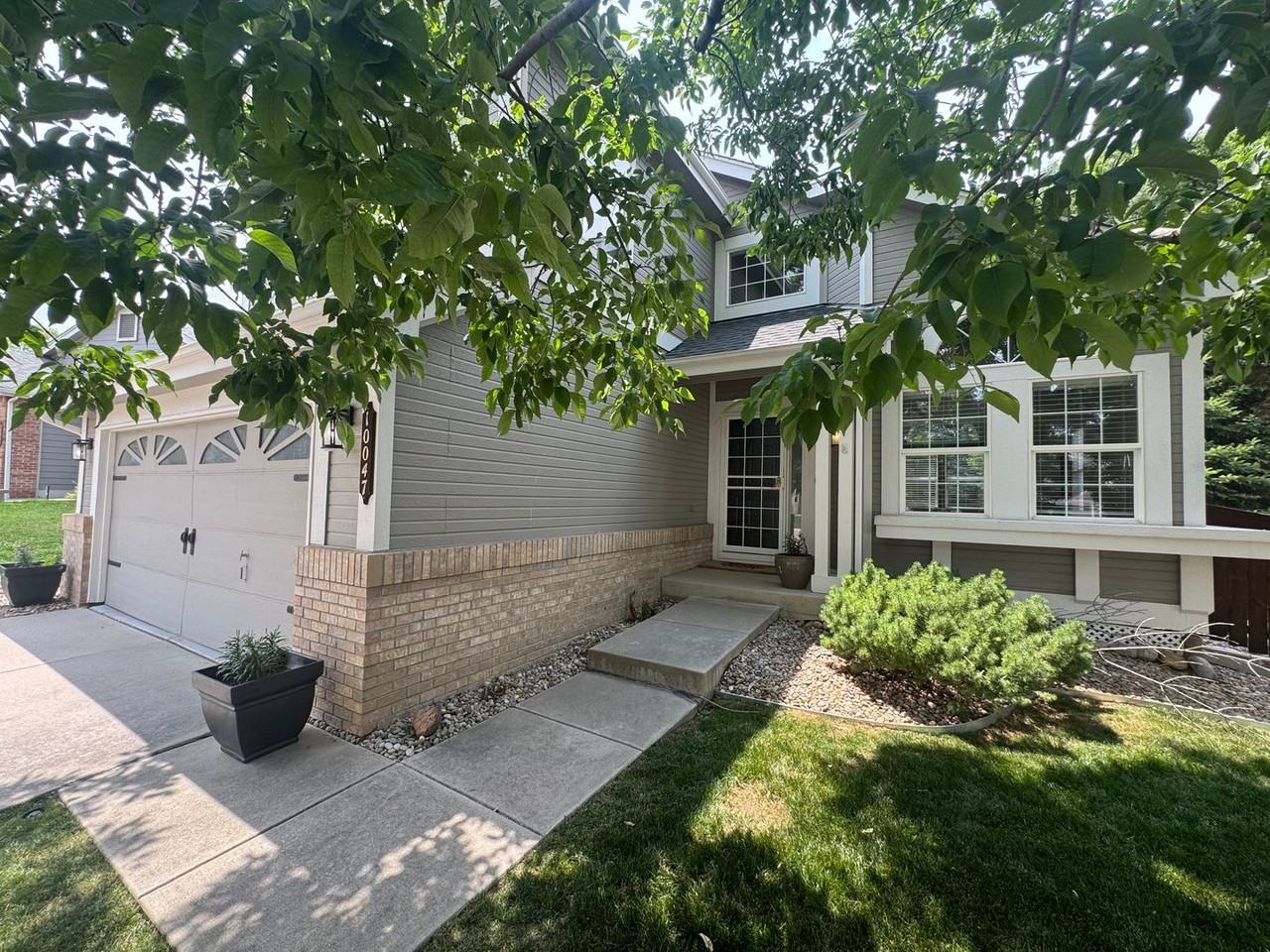 10047 Andrush Ct #A - Photo 3 of 38