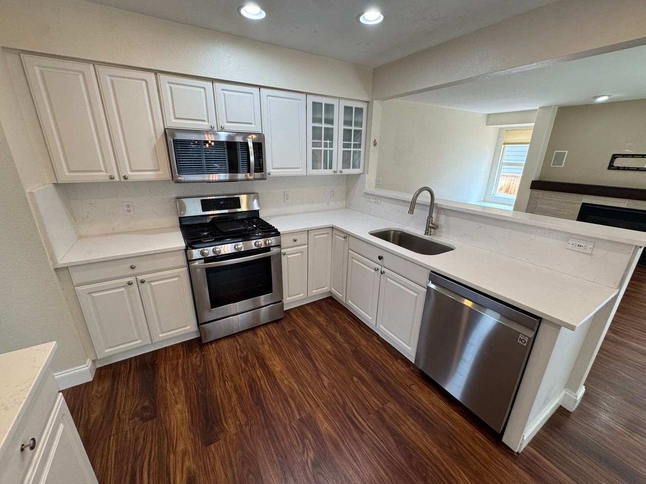 10047 Andrush Ct #A - Photo 7 of 38