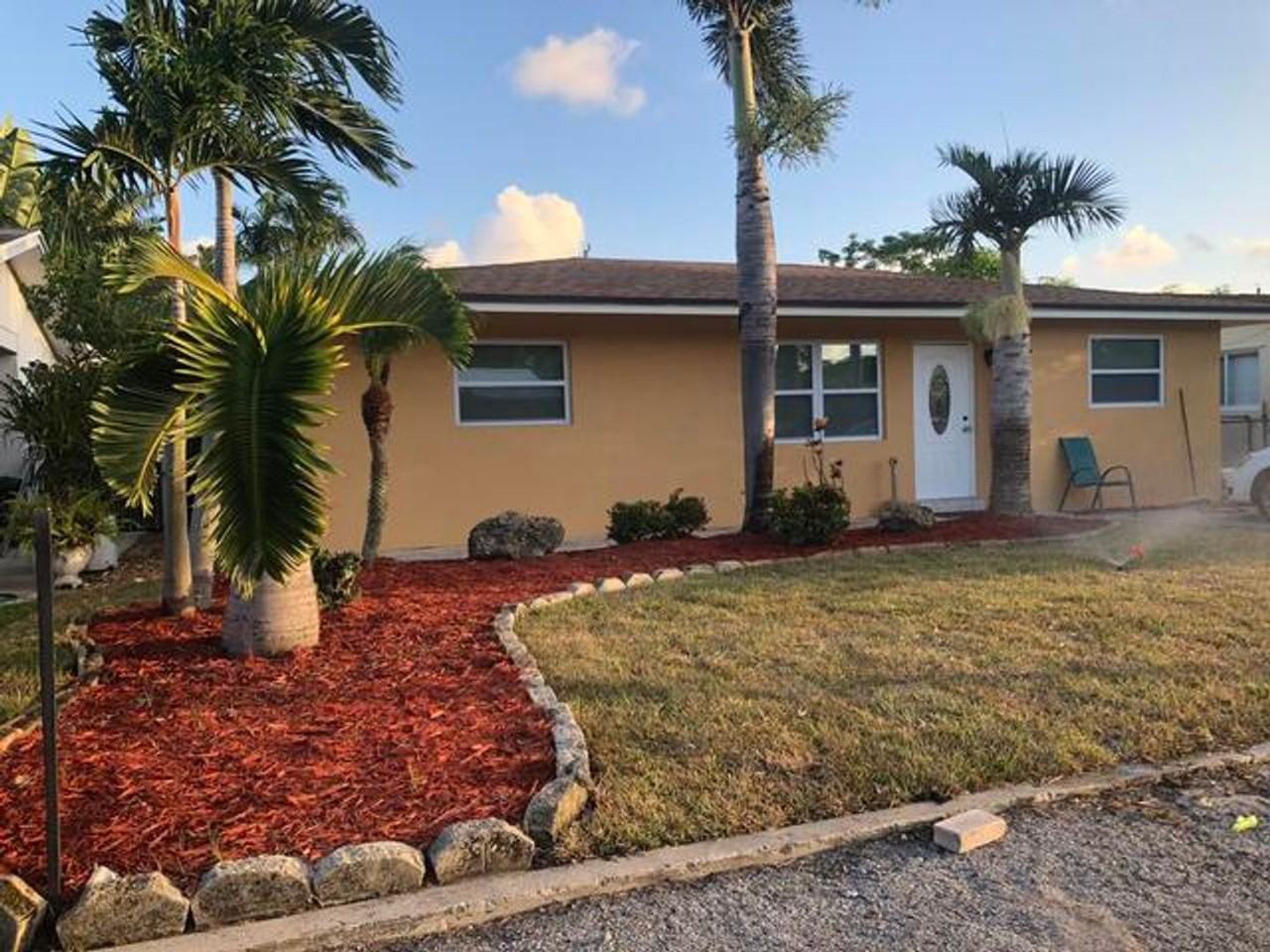 616 W Broward St - Photo 4 of 13
