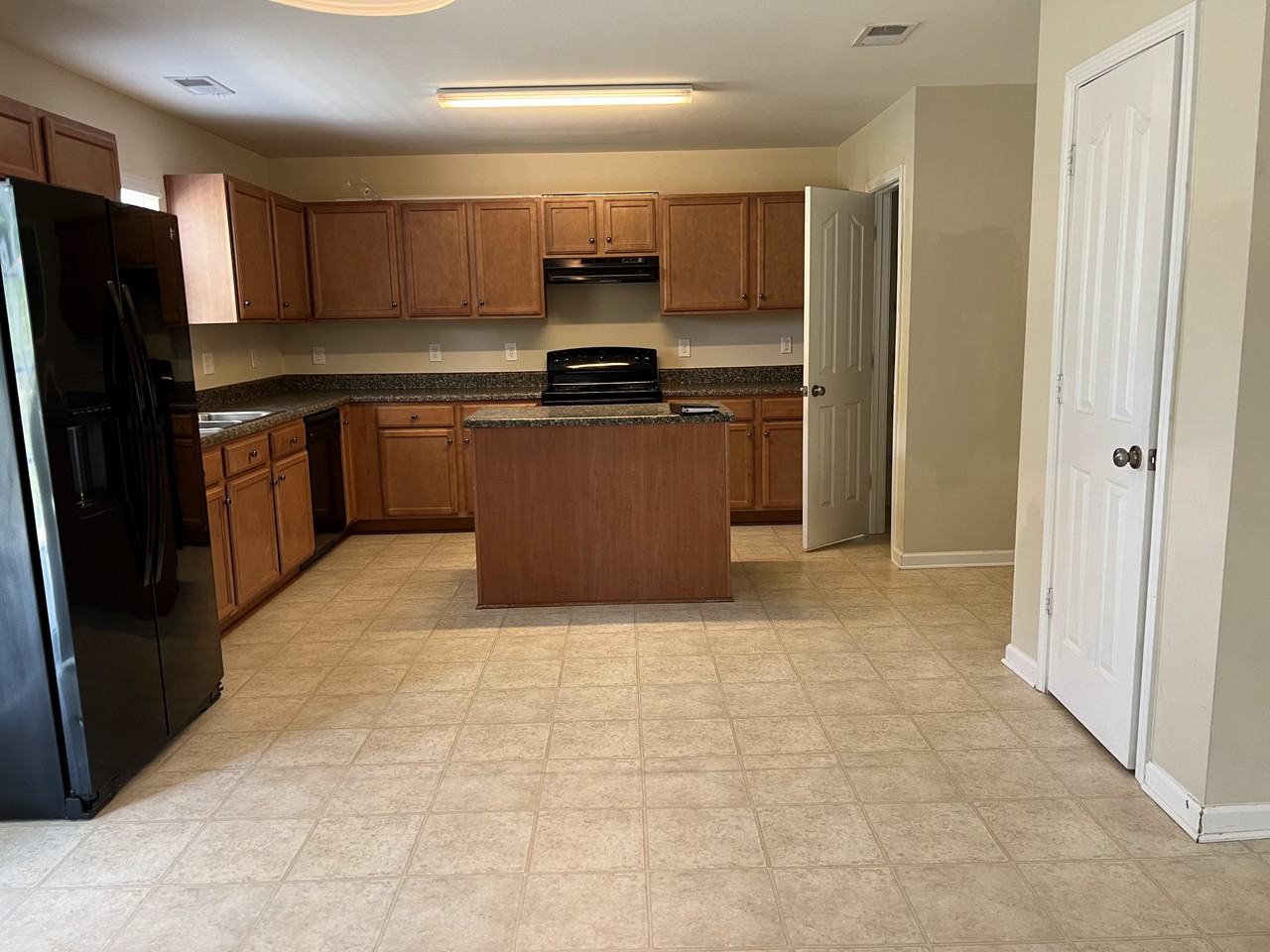 3613 Blue Spruce Ct #NA - Photo 3 of 13