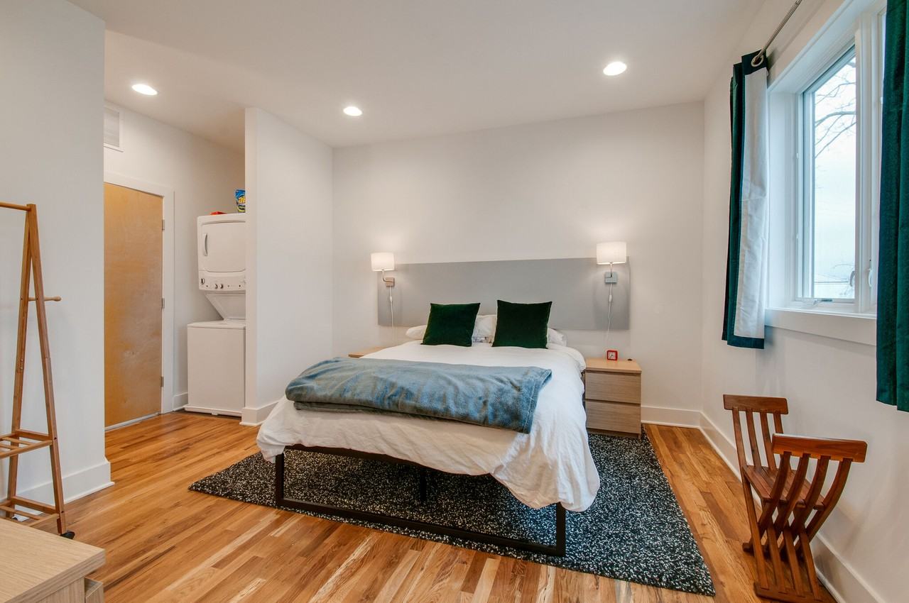 2513 White Ave #2 - Photo 7 of 18