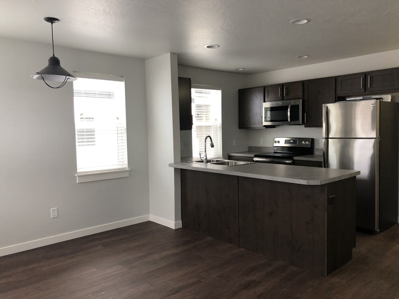 1511 South 11th Street WestApt 101 #1511-101 - Photo 2 of 9