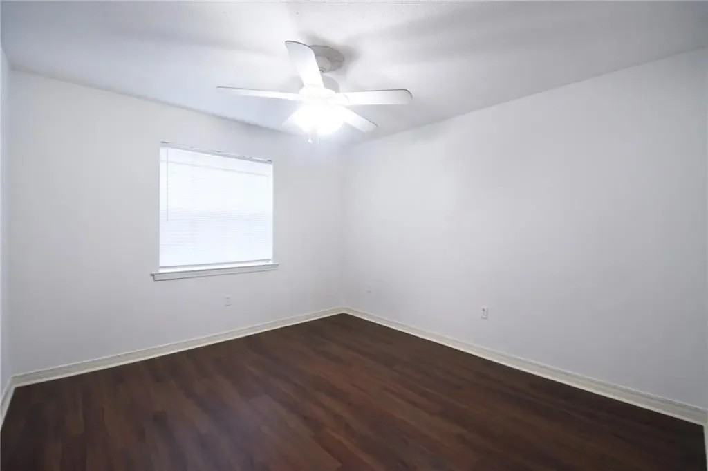 209 Pine St #9 - Photo 3 of 14
