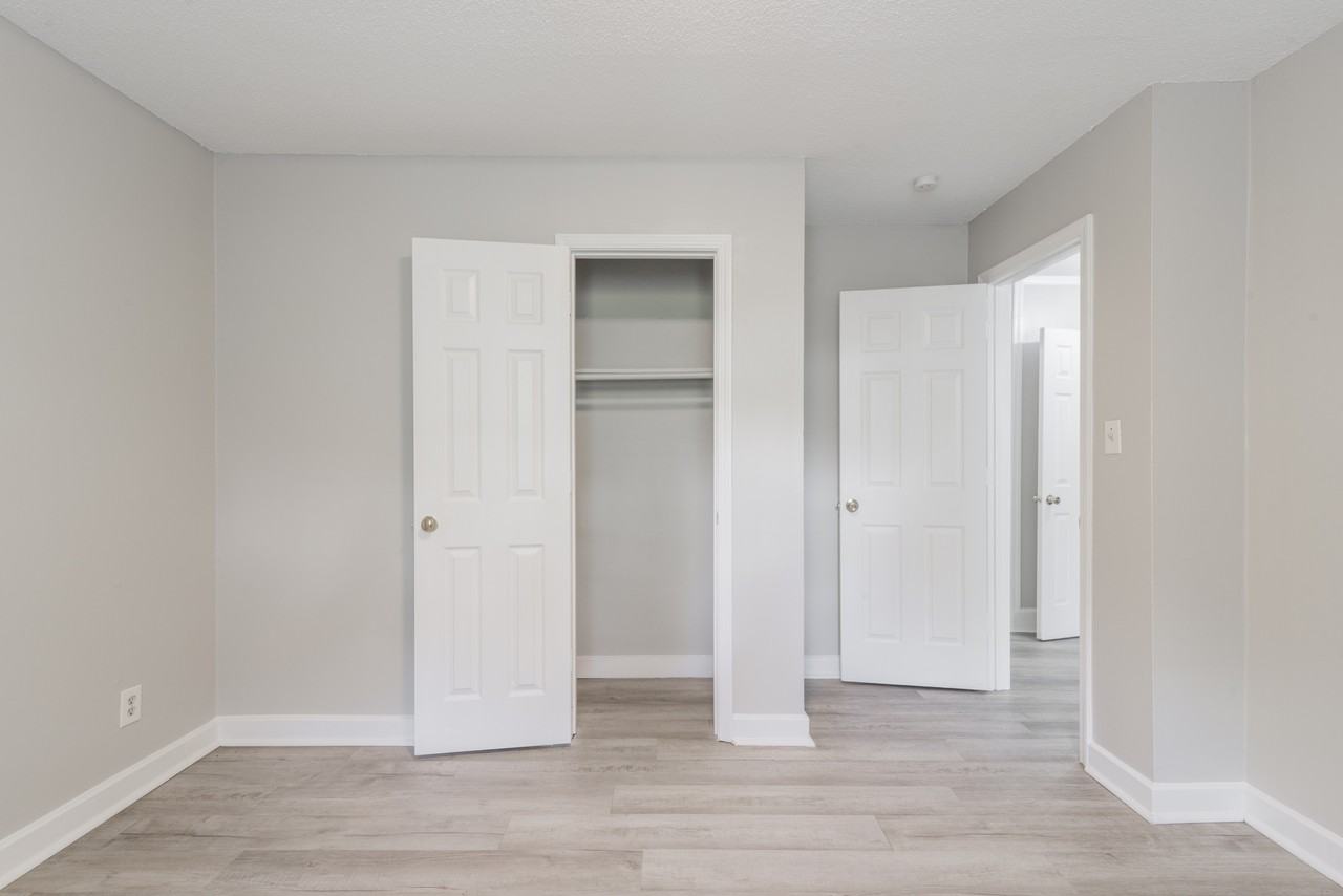 2517 Hemphill St #2 - Photo 5 of 21