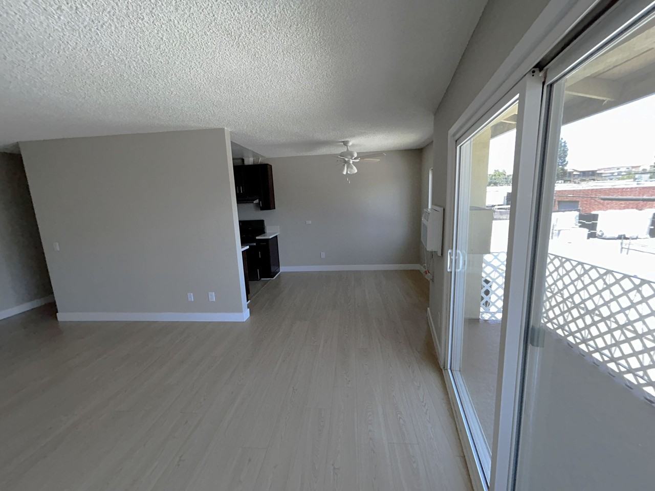 8230 Owensmouth Ave #19 - Photo 5 of 19