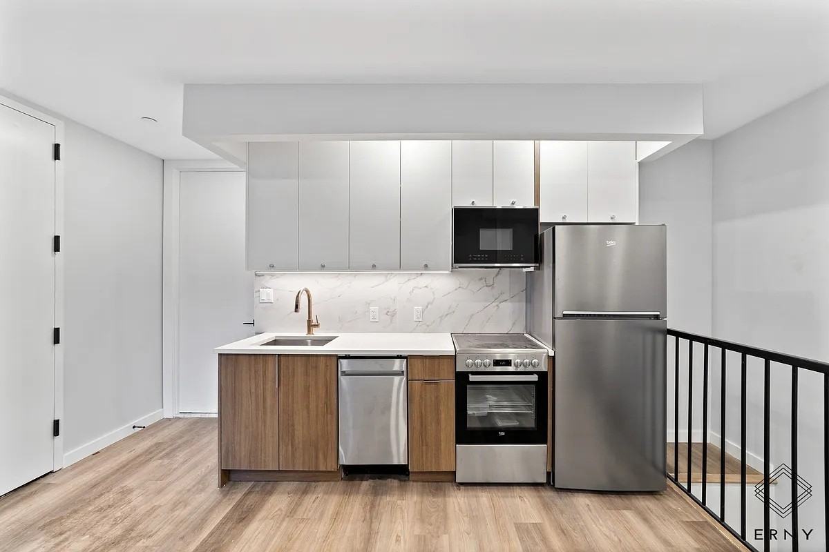 2913 Snyder Avenue #1 - Photo 5 of 13