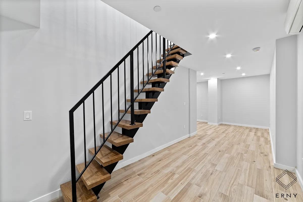 2913 Snyder Avenue #1 - Photo 6 of 13