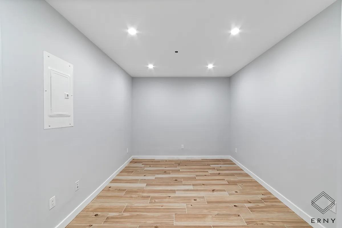 2913 Snyder Avenue #1 - Photo 7 of 13