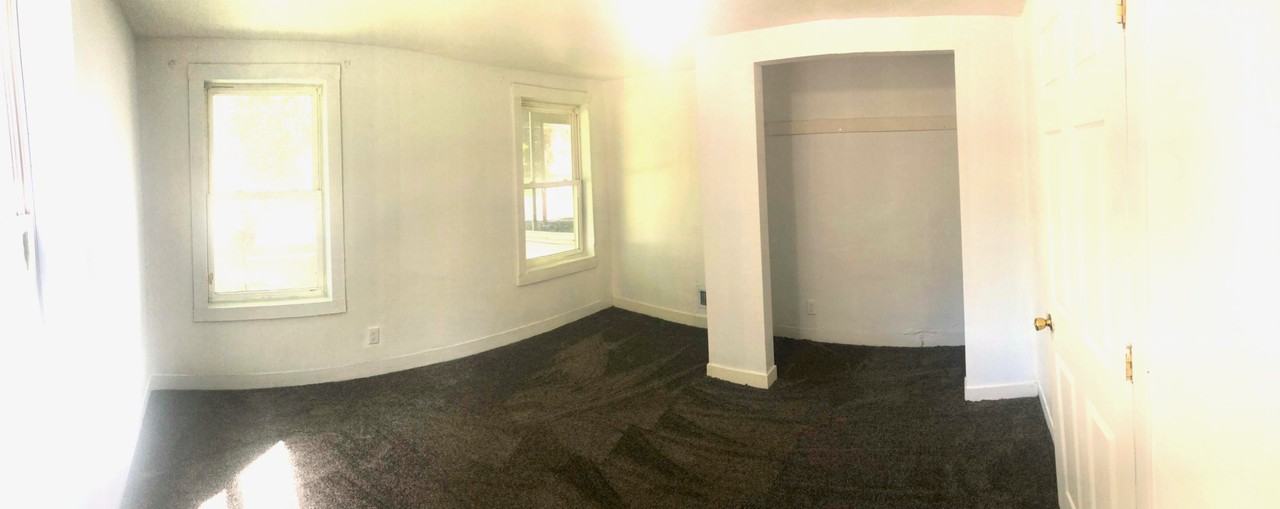 1422 Bush St - Photo 4 of 7