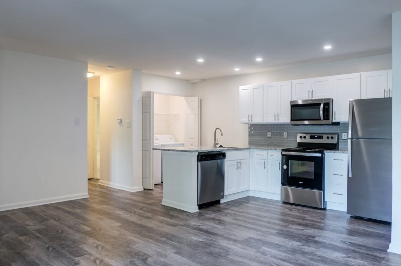 Main Street Apartment Homes - Photo 2 of 29