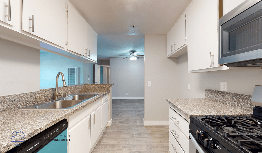 7950 Howe St. - Photo 7 of 29