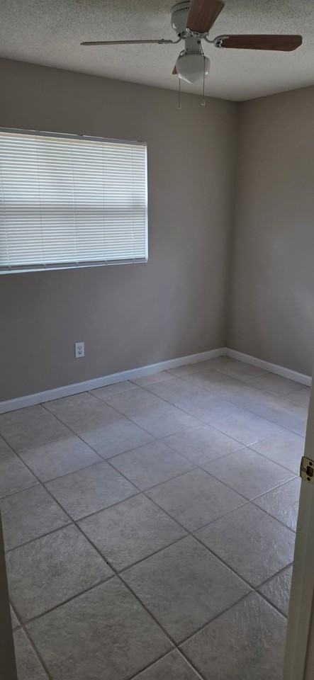 3210 Chariot Pl #1 - Photo 5 of 6