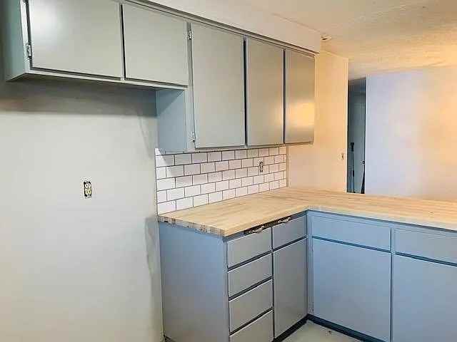 120 Cleveland St Ne #1 - Photo 7 of 14