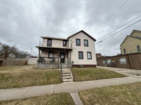 913A S 17th St #913A - Photo 1 of 1