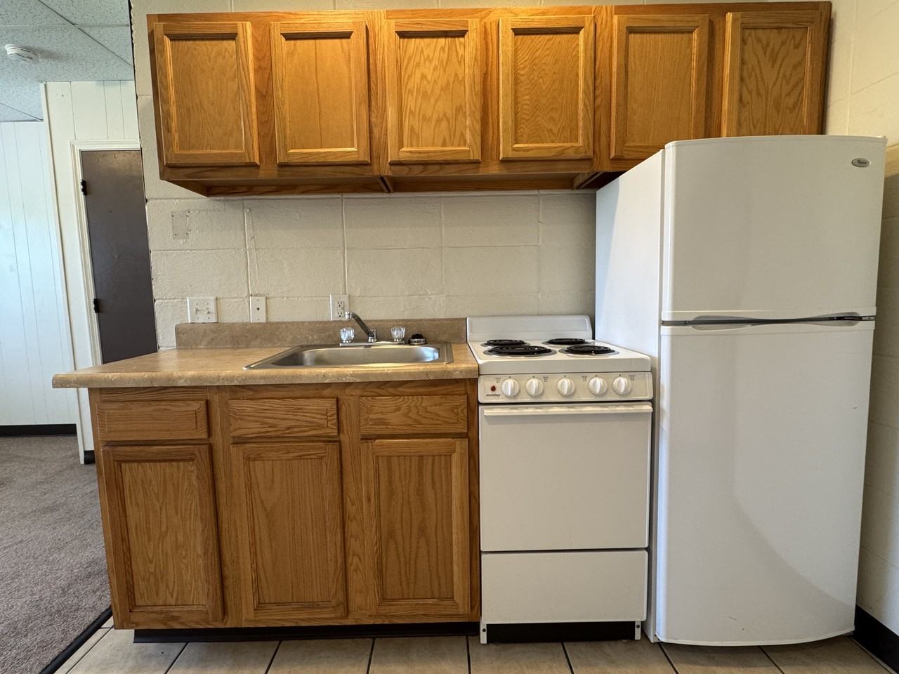 535 S Lincoln St #1 - Photo 2 of 7