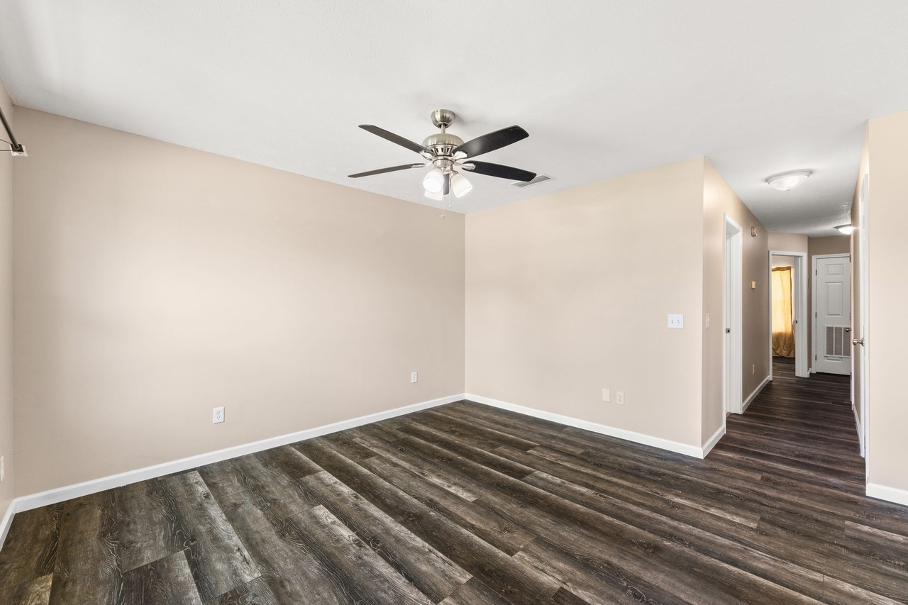 2716 Oak Hammock Dr #1 - Photo 7 of 27