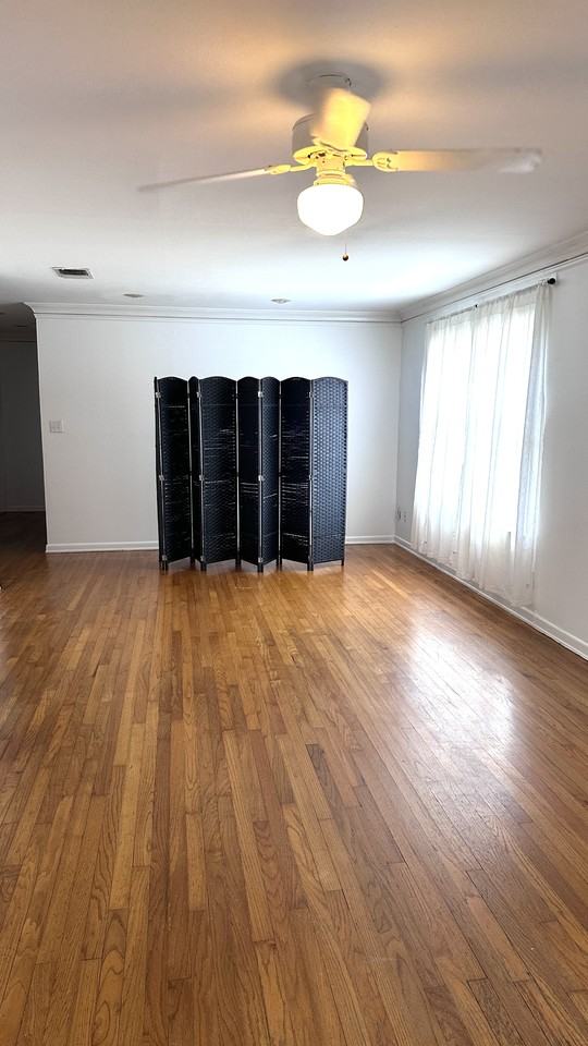 213 Doddridge St #1 - Photo 2 of 10