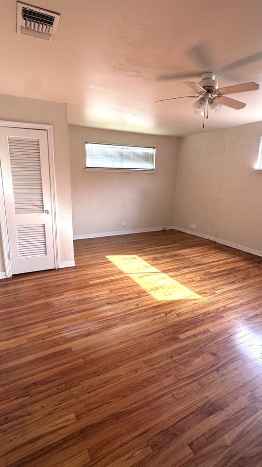 213 Doddridge St #1 - Photo 4 of 10