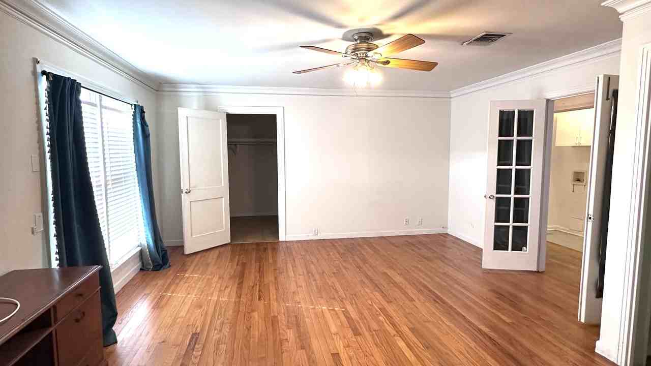213 Doddridge St #1 - Photo 6 of 10