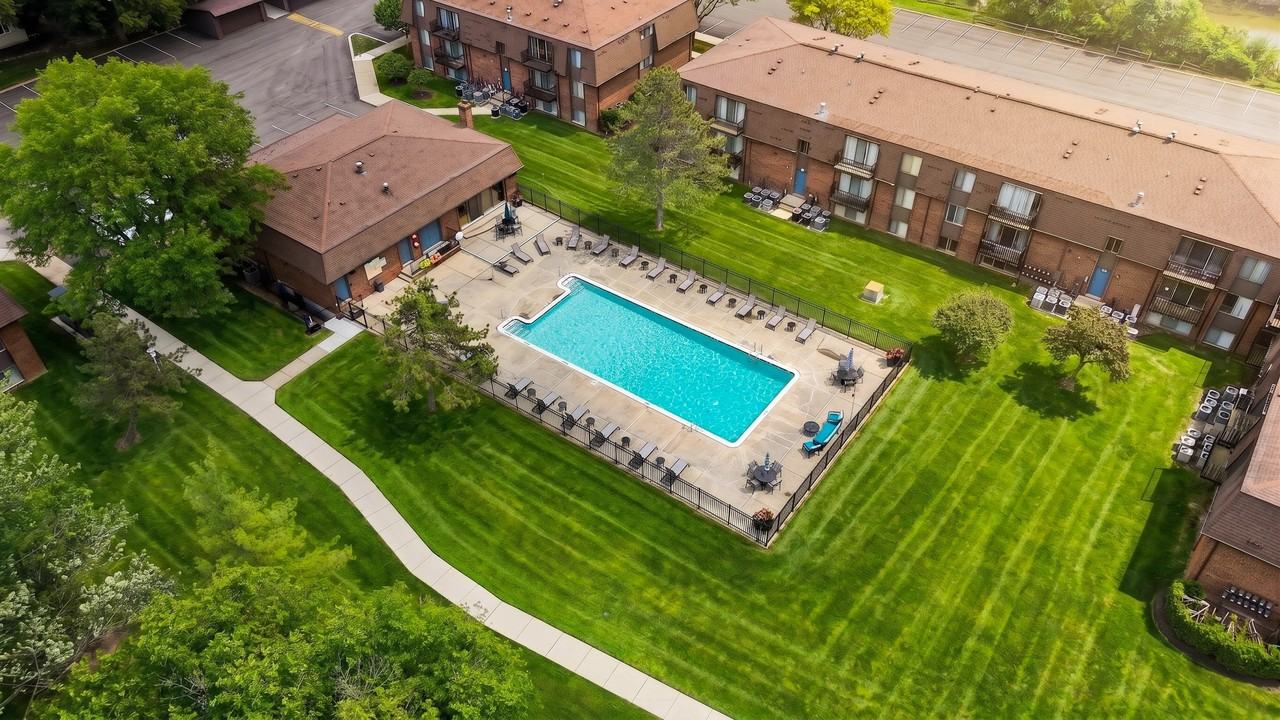 Drawbridge Apartments East - Photo 6 of 22
