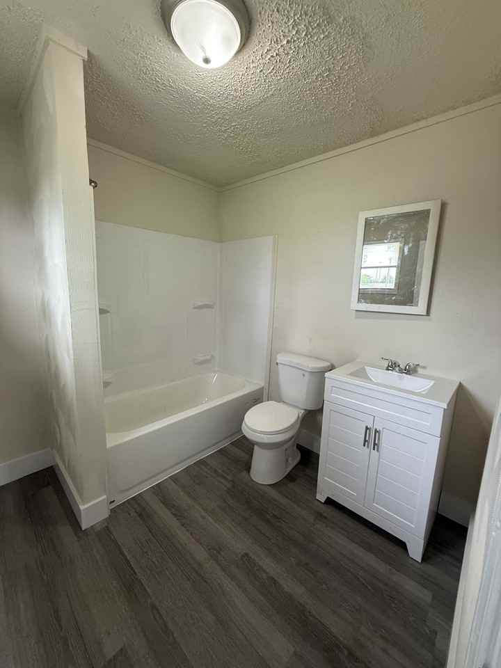 1303 Main St #1 - Photo 7 of 9