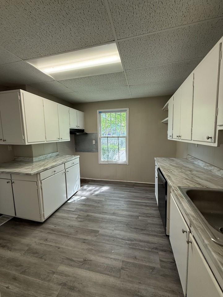 1545 29th Street Ensley #1 - Photo 4 of 9