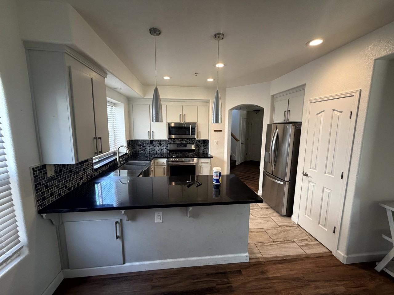 1537 Oyster Bay Ct #1 - Photo 5 of 36