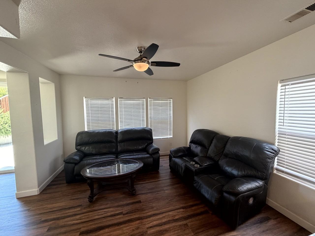 1537 Oyster Bay Ct #1 - Photo 7 of 36