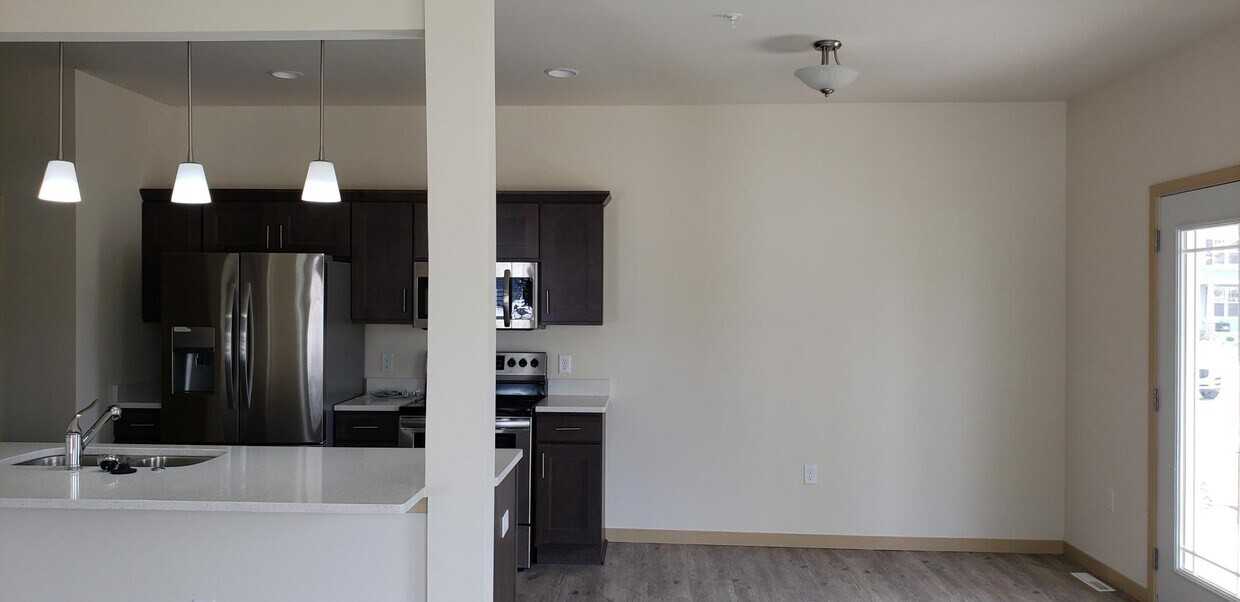 6014 Driscoll Dr #1 - Photo 4 of 18