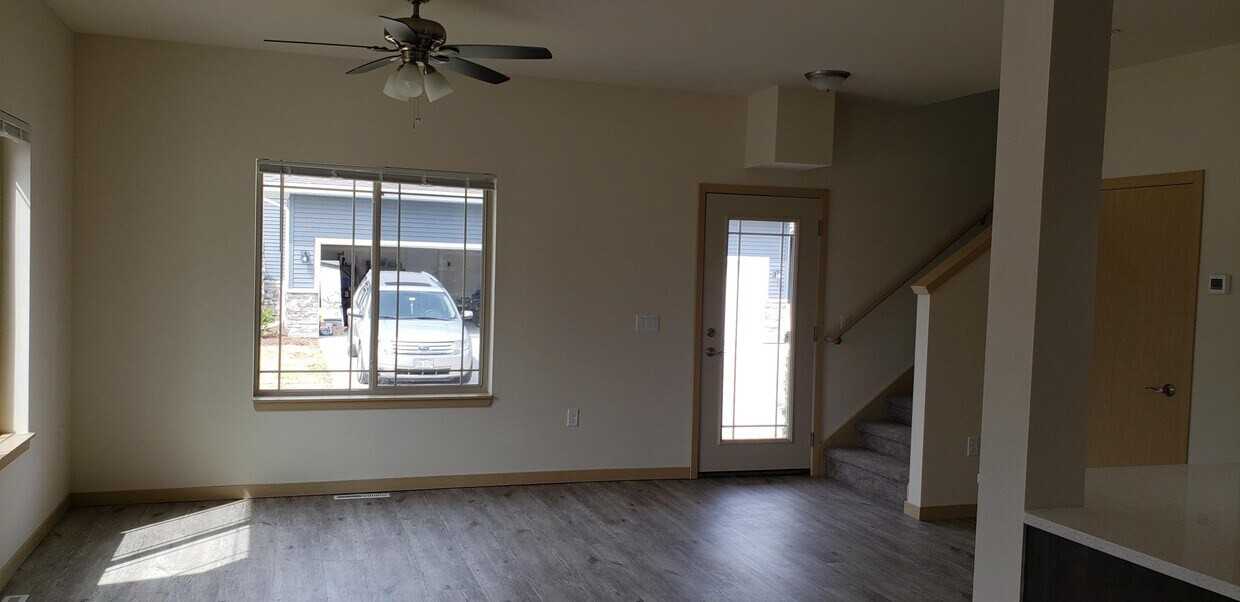 6014 Driscoll Dr #1 - Photo 6 of 18