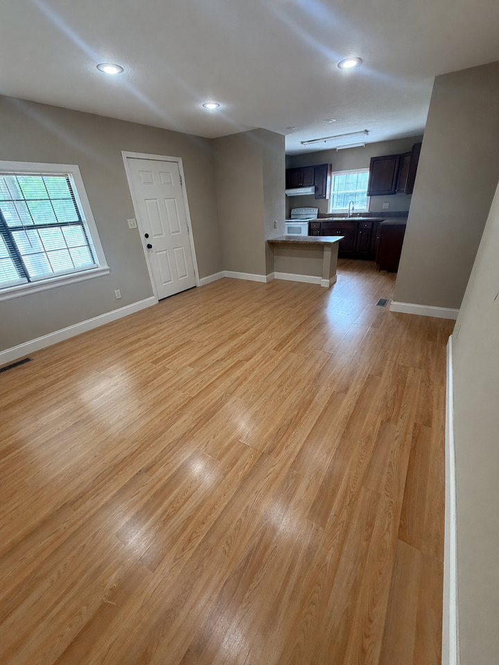 5612 Knoxville Hwy #5612 - Photo 4 of 9