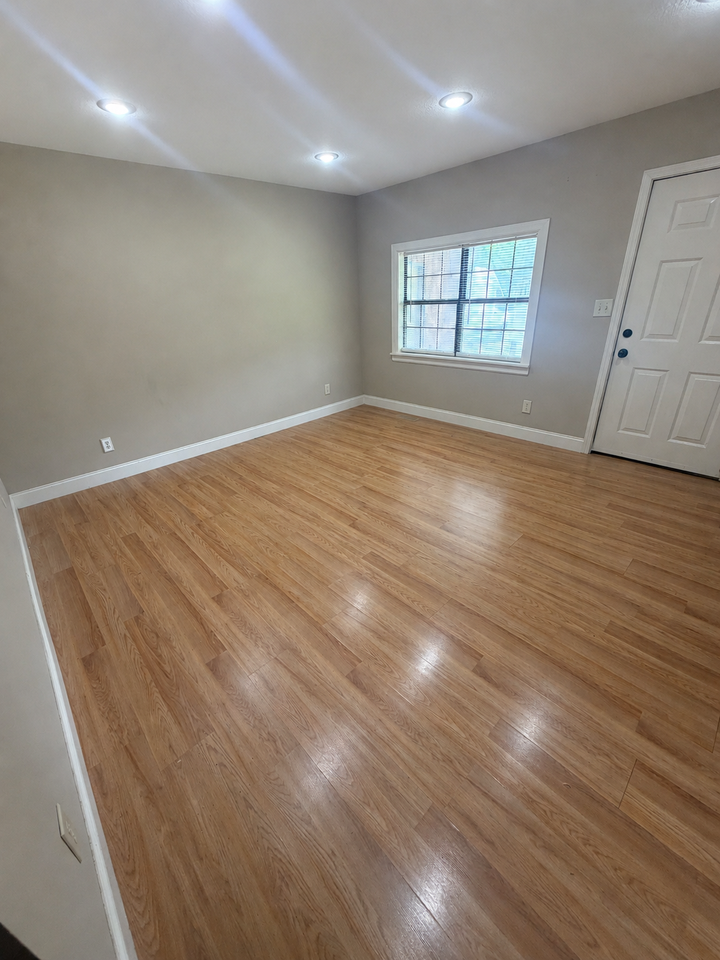 5612 Knoxville Hwy #5612 - Photo 7 of 9