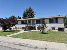featured image of 1351 Paul St #4