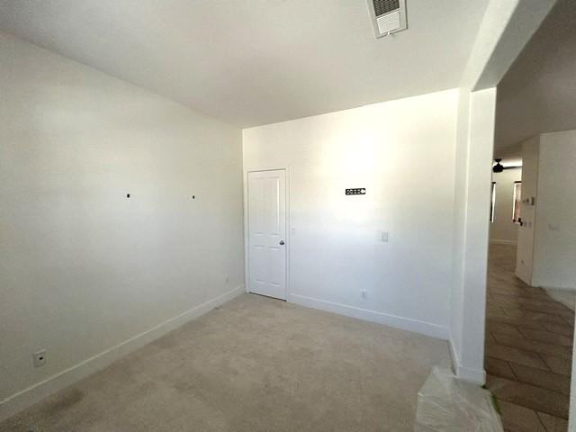 1043 Saltbush Ln - Photo 5 of 29