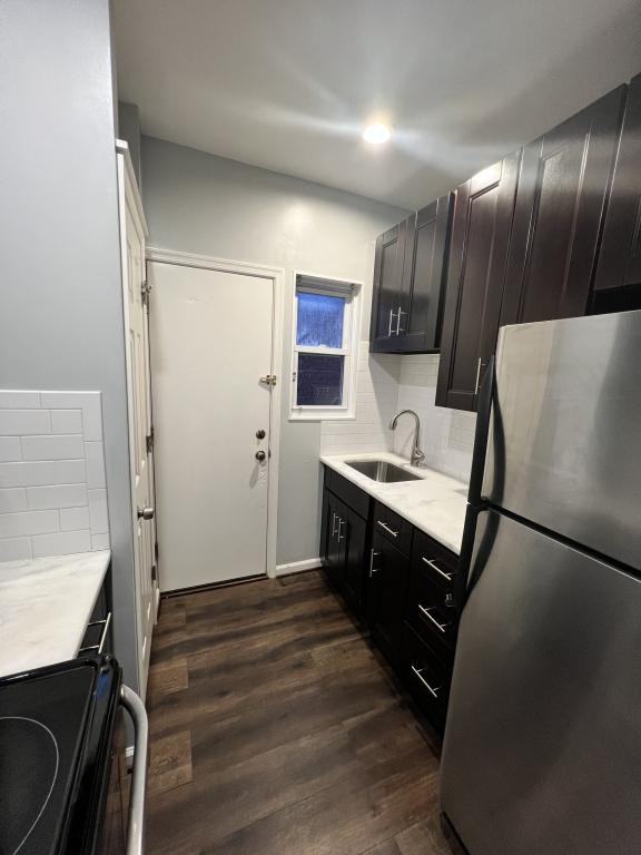 441 Mellon St Se - Photo 3 of 13