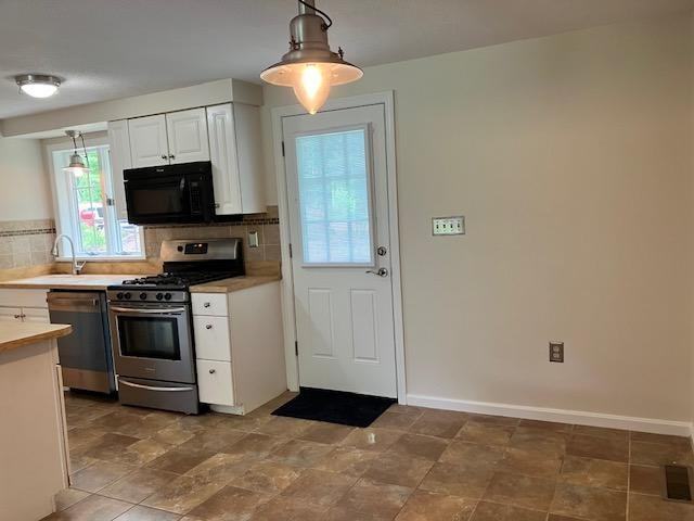 12 Doe Ct - Photo 4 of 14