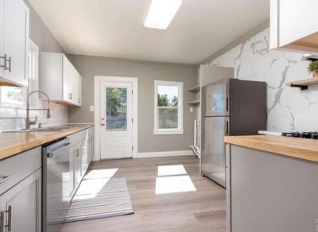 1012 E Abriendo Ave - Photo 6 of 11