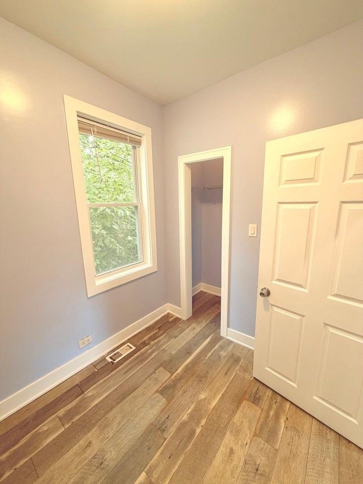 6508 S Carpenter St #3 - Photo 3 of 9