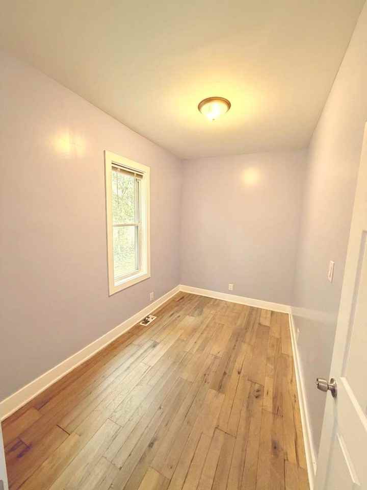 6508 S Carpenter St #3 - Photo 4 of 9