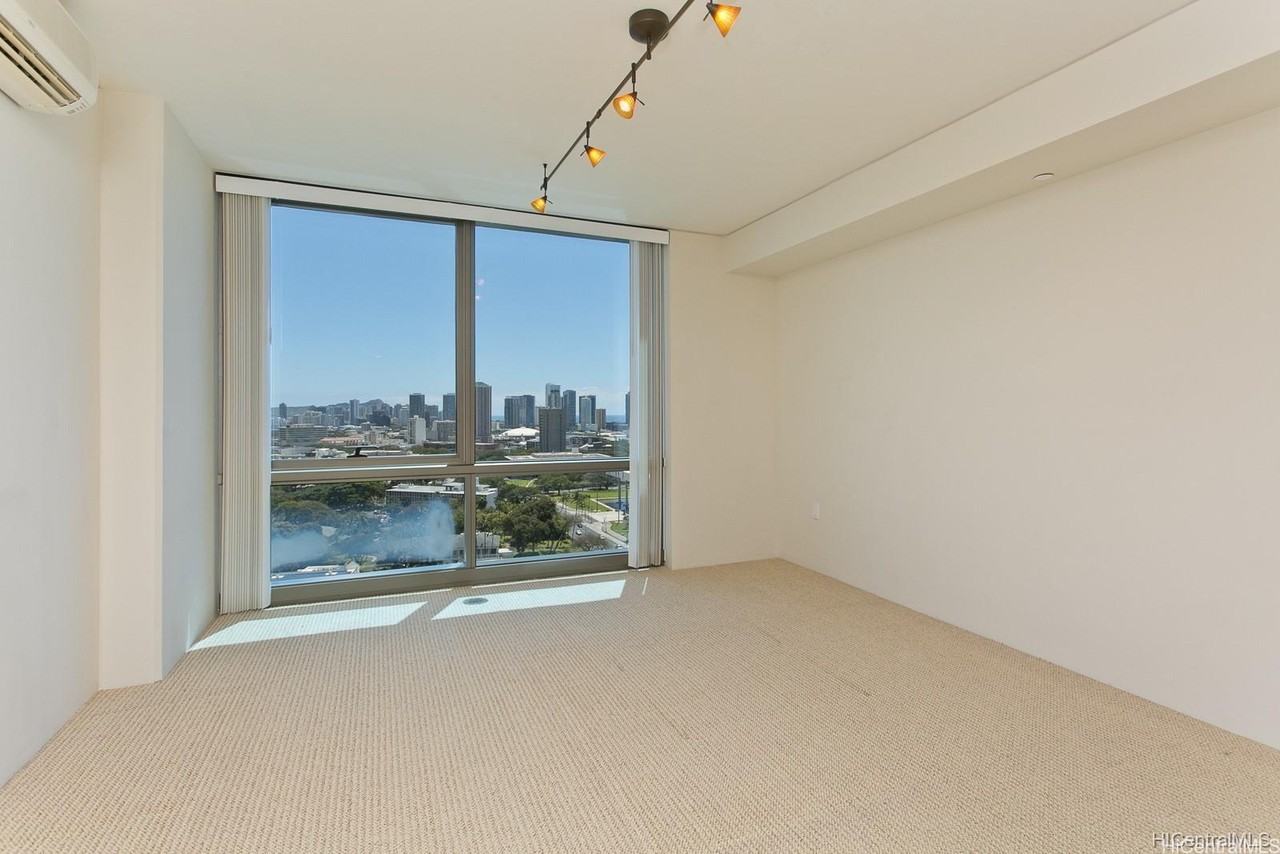 1200 Queen Emma St #2207 - Photo 4 of 19