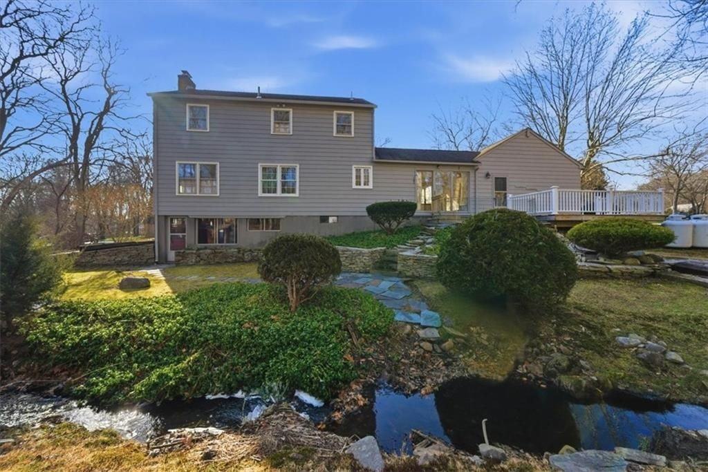 86 Blueberry Dr - Photo 3 of 47