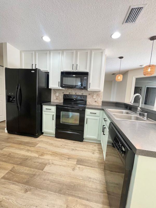 5313 Cordgrass Bend Ln - Photo 4 of 13