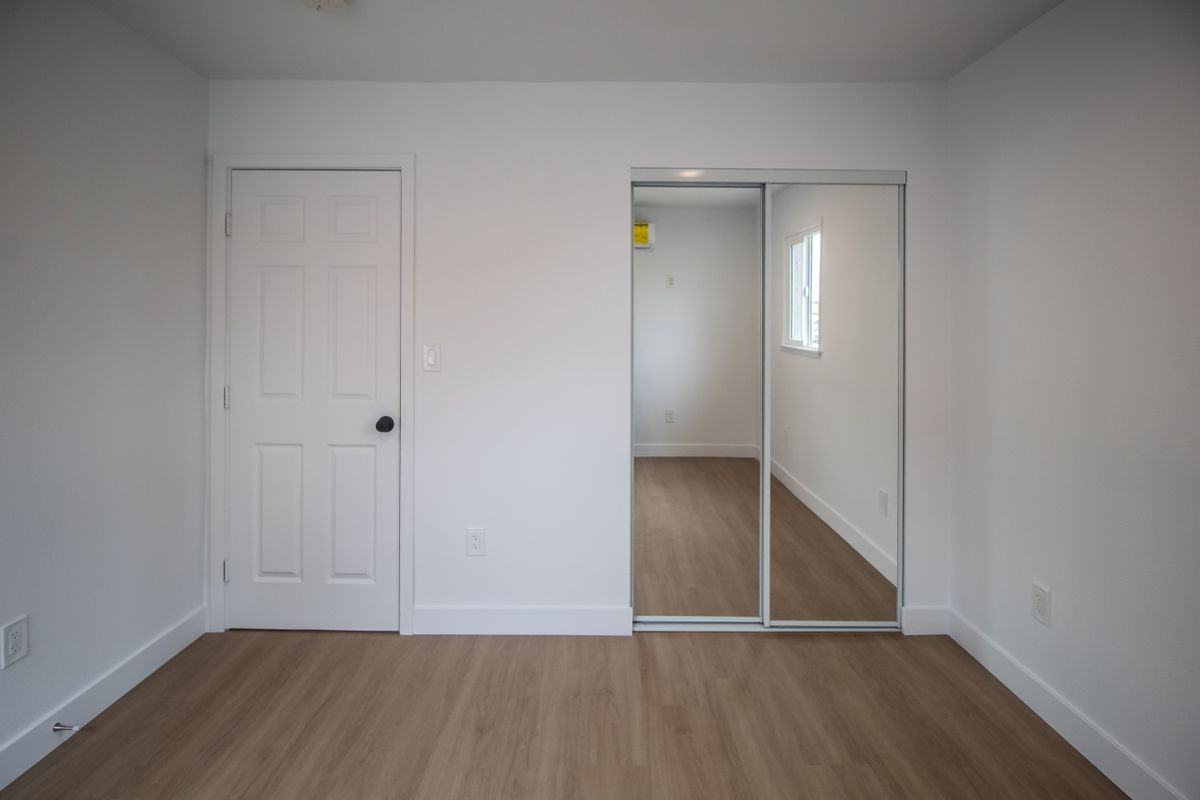 2214 Continental Ave - Photo 3 of 15
