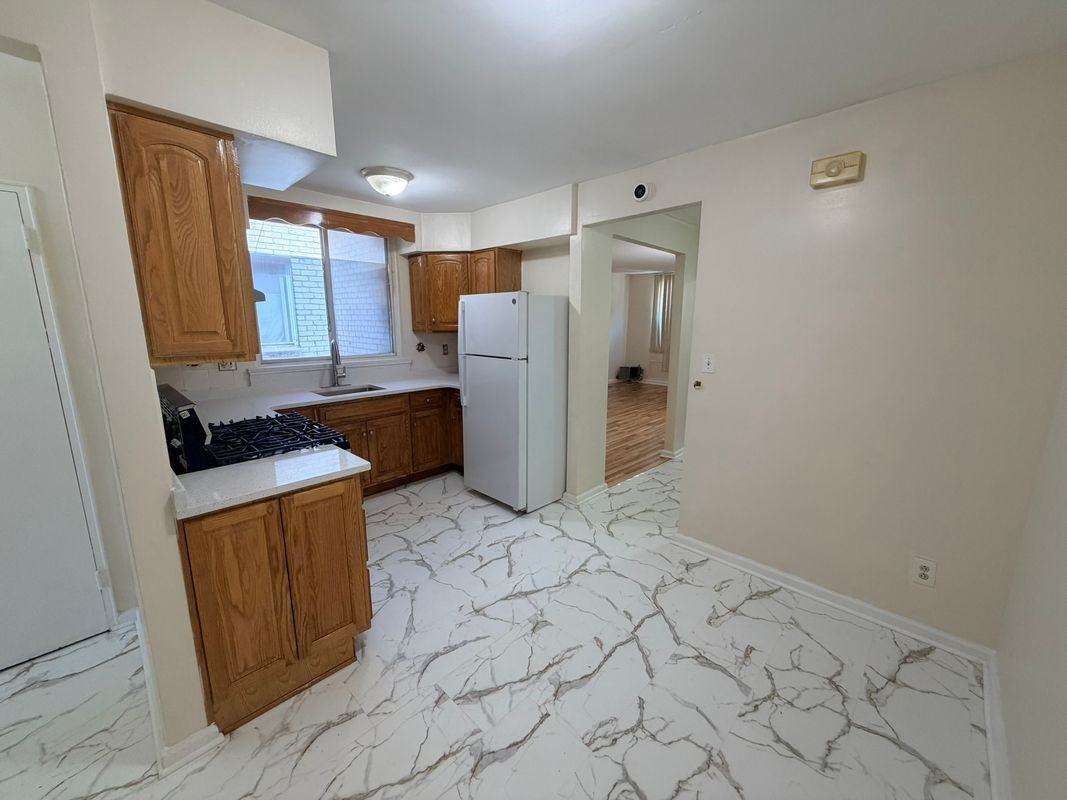 2076 E 63rd St - Photo 2 of 9