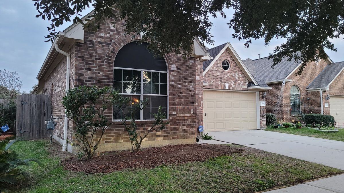 12930 Echo Landing Dr - Photo 2 of 40