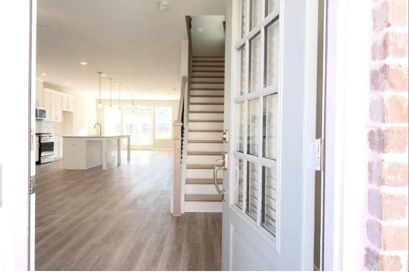4514 Valtek Ct - Photo 3 of 31