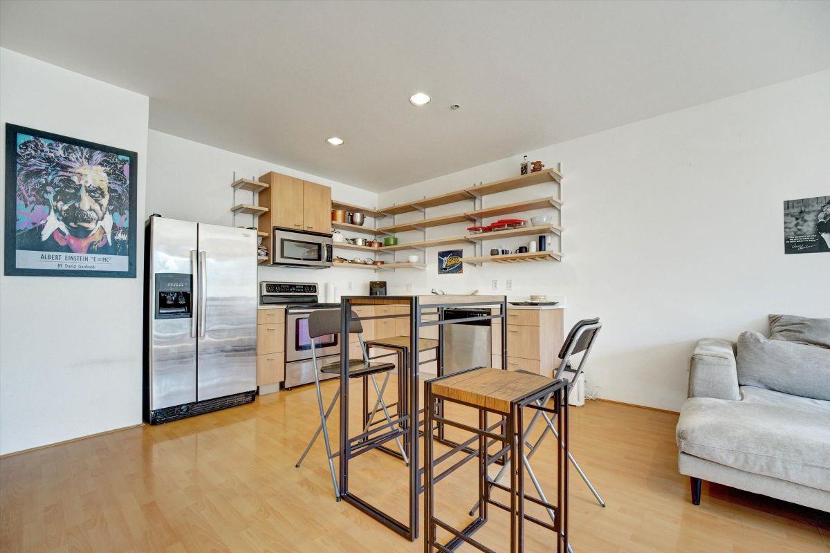 1201 Pine St ##264 - Photo 5 of 17